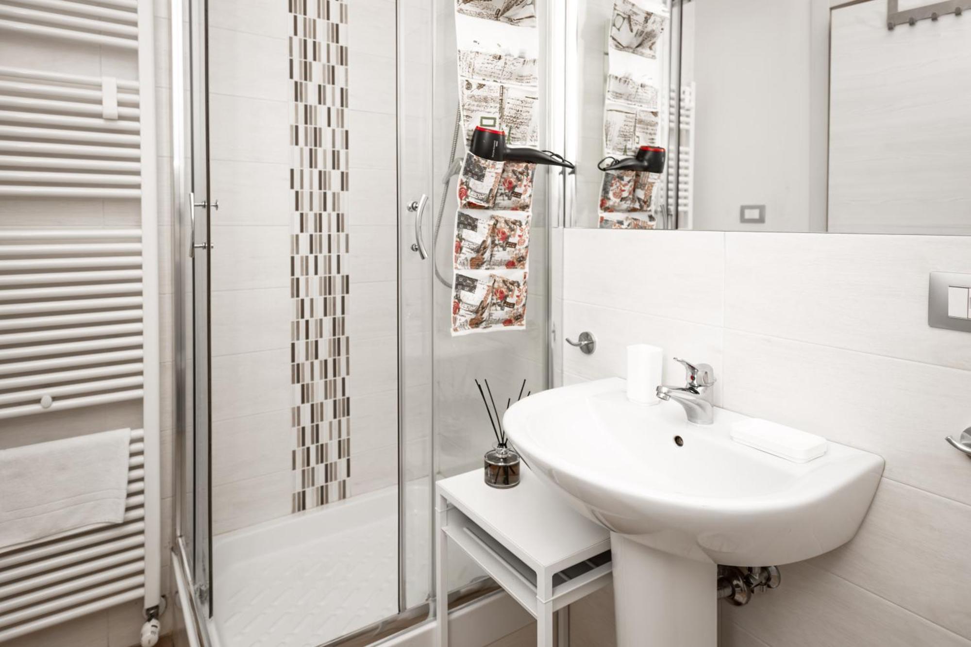 Il Tiro Rooms Bologna Ngoại thất bức ảnh