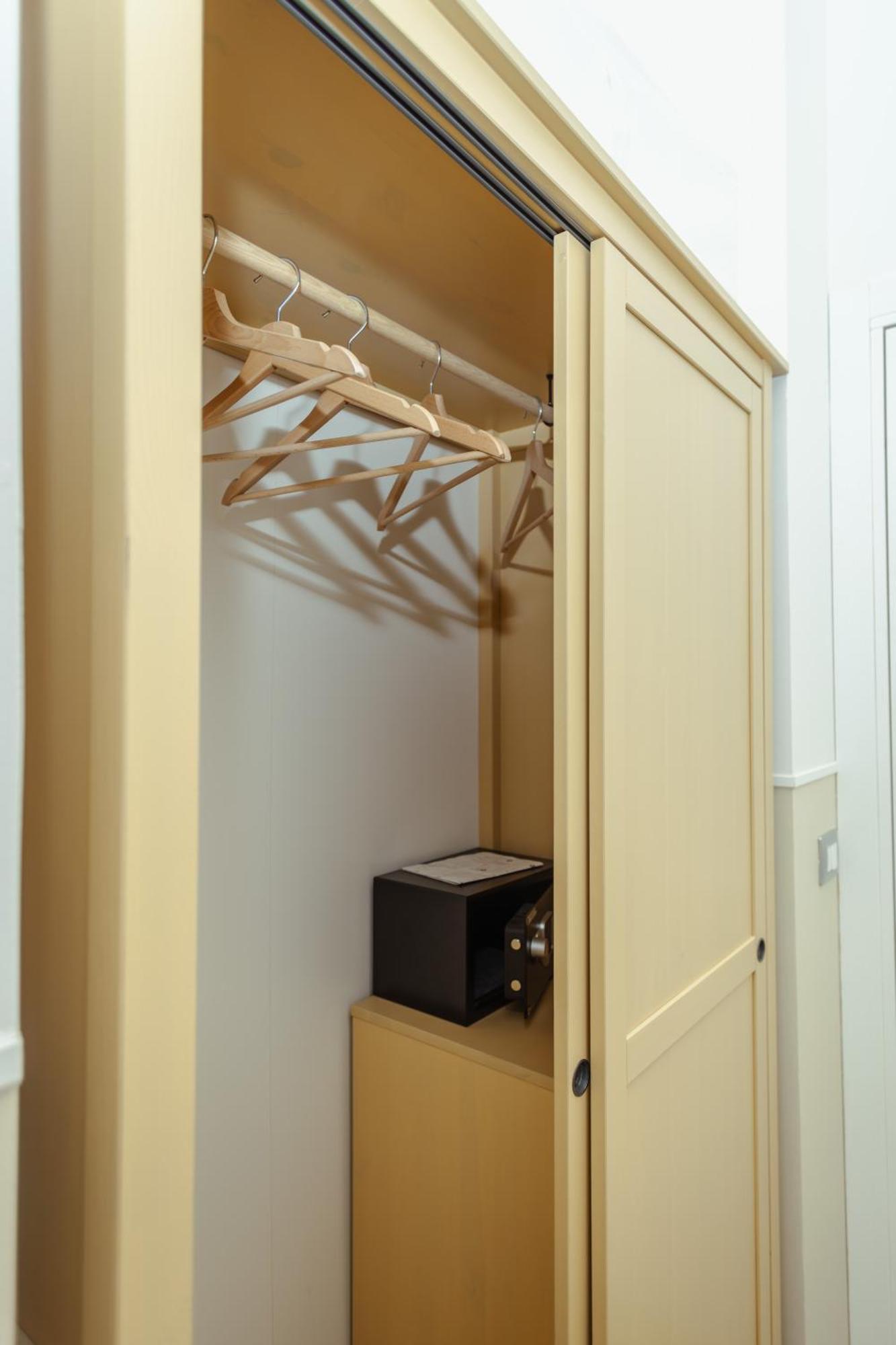 Il Tiro Rooms Bologna Ngoại thất bức ảnh