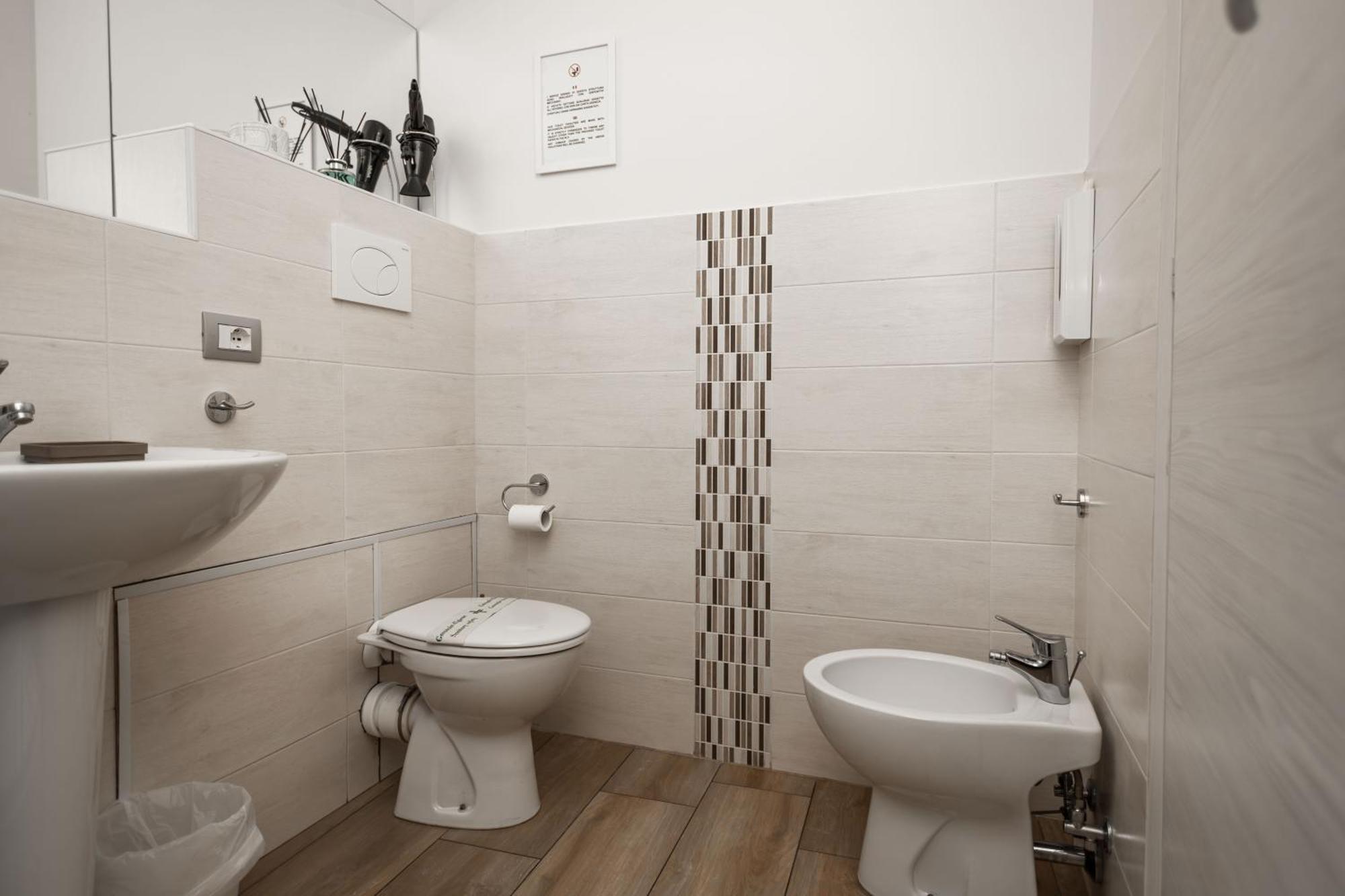 Il Tiro Rooms Bologna Ngoại thất bức ảnh