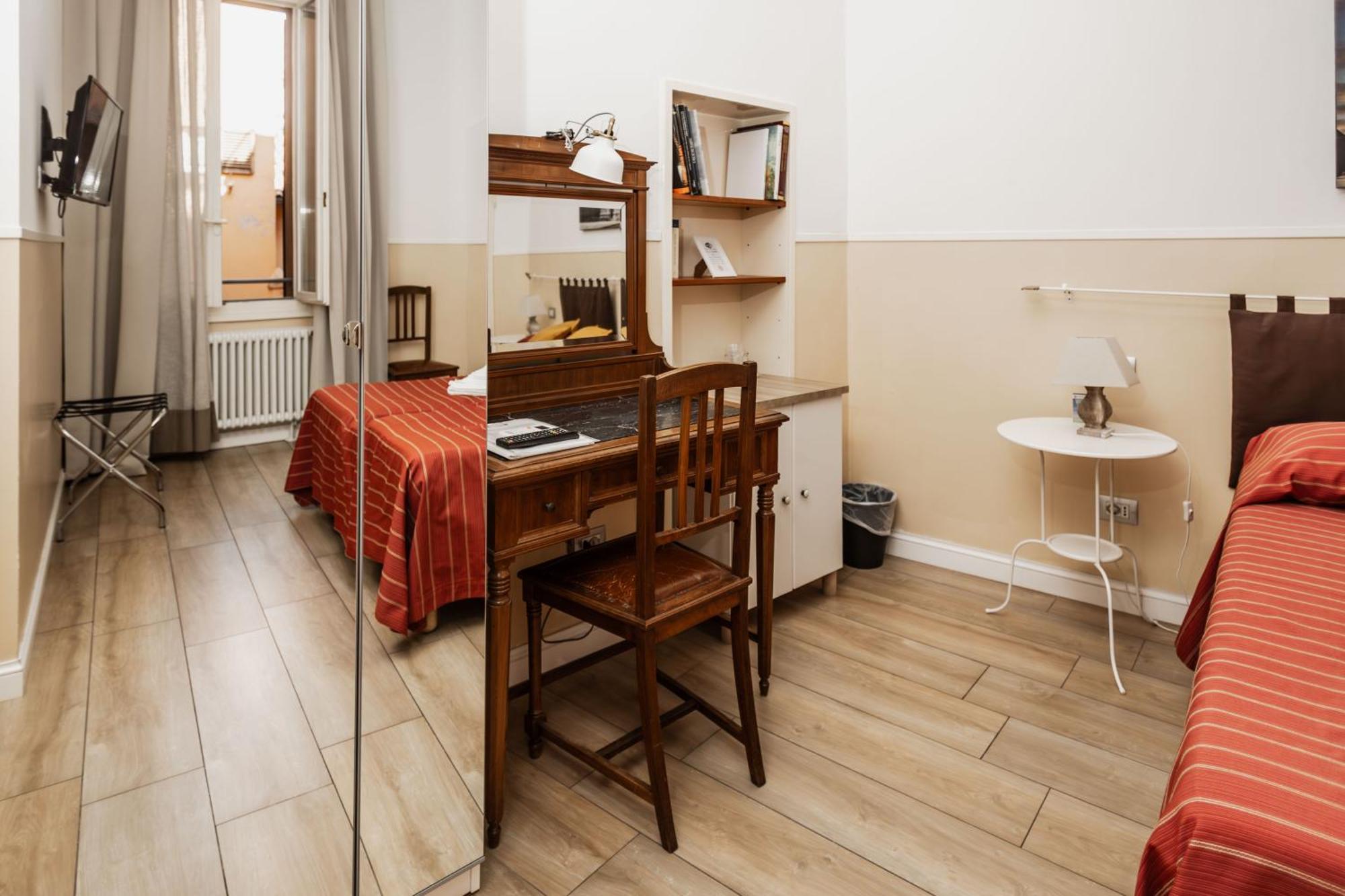 Il Tiro Rooms Bologna Ngoại thất bức ảnh