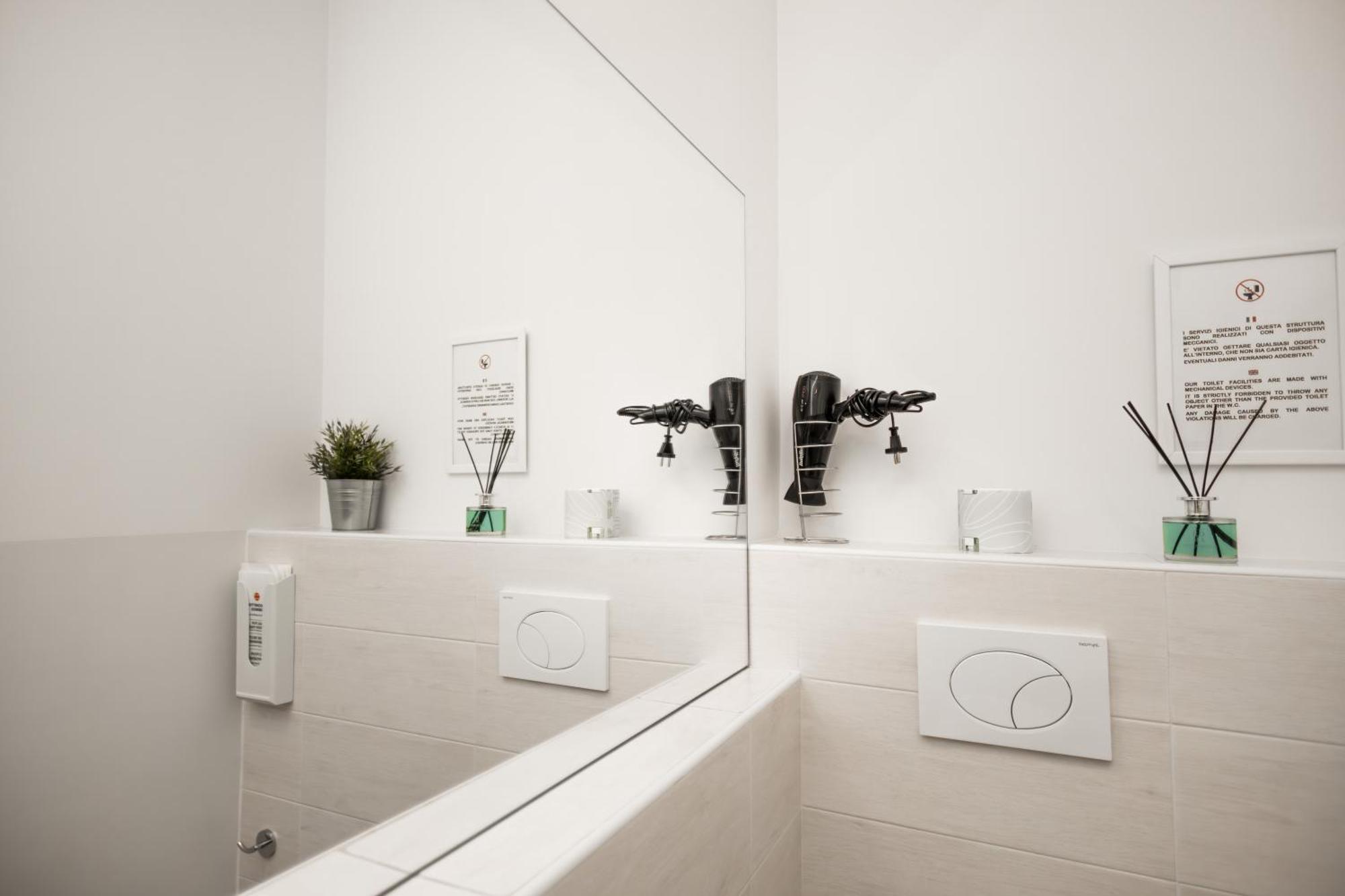 Il Tiro Rooms Bologna Ngoại thất bức ảnh